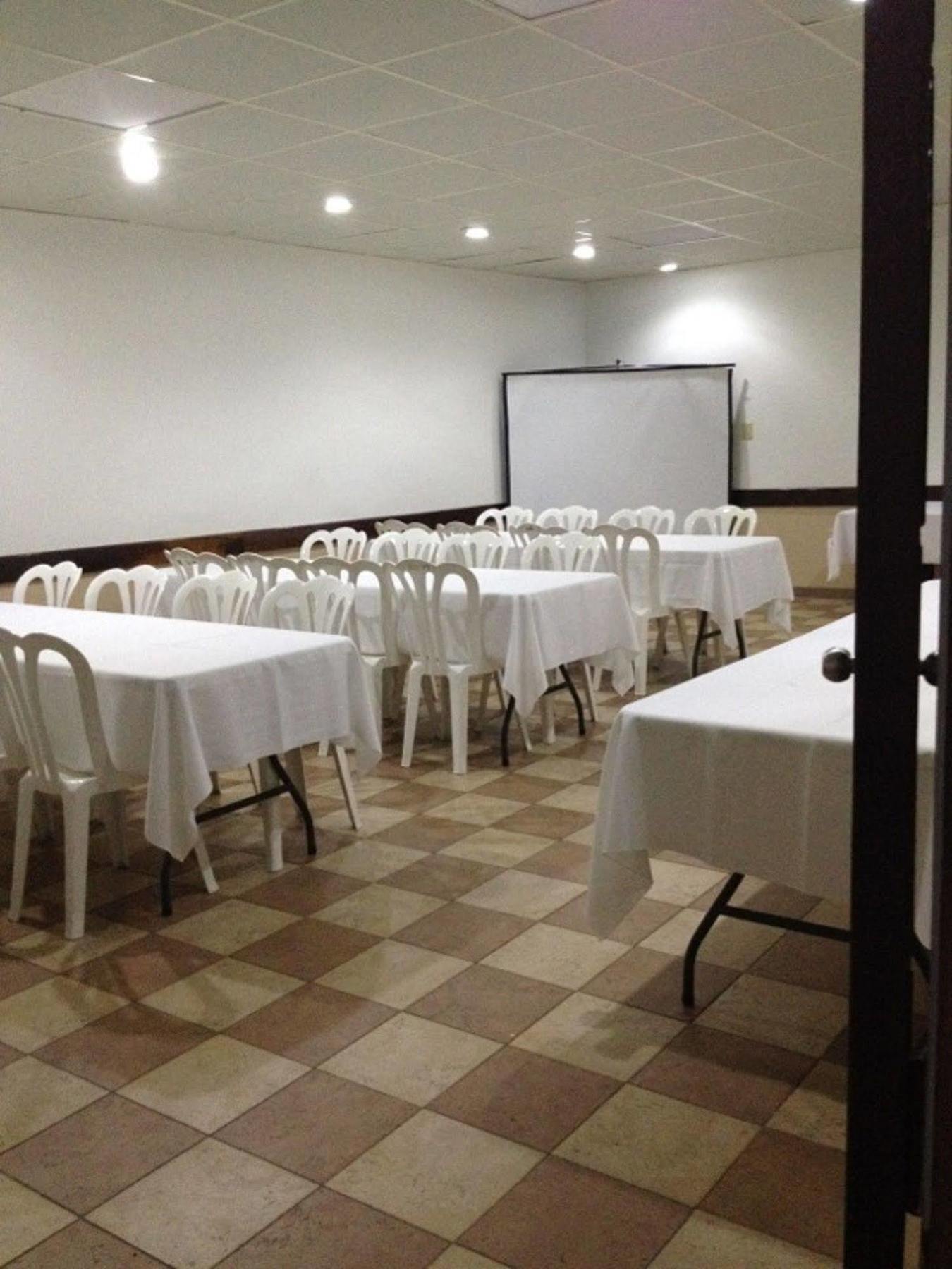 Arecibo Inn Экстерьер фото