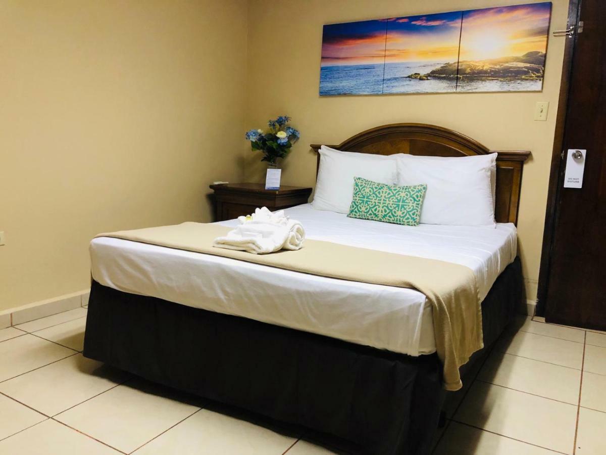 Arecibo Inn Экстерьер фото